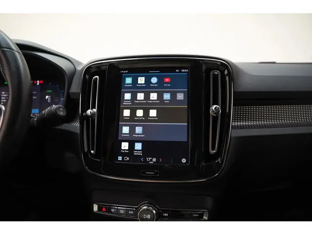 Volvo XC40 P8 Recharge AWD R-Design 2021 Elektrisch 25