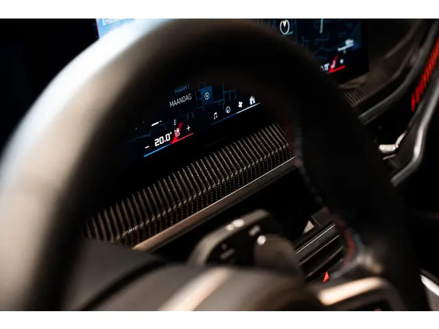 BMW X6 M60i xDrive 2023 Benzine 14