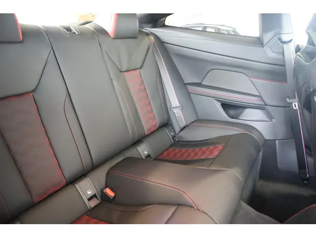 BMW M4 CS 2026 Benzine 9