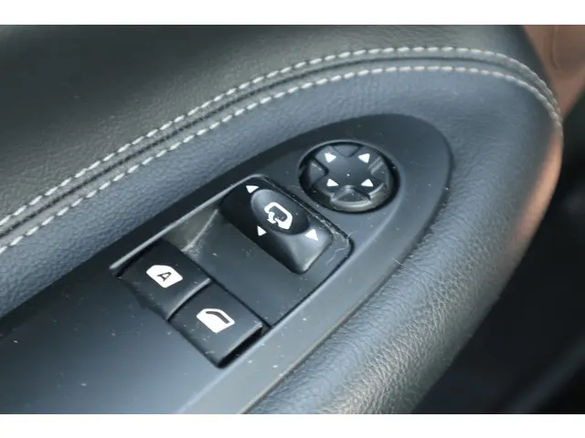 DS DS 3 1.2 PureTech Business 2014 Benzine 21