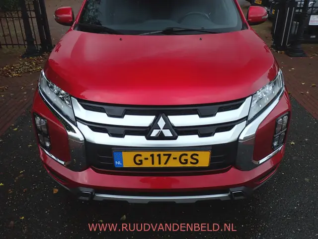 Mitsubishi ASX 2.0 Instyle 2019 Benzine 32