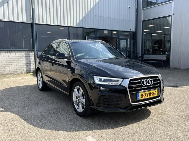 Audi Q3 2.0 TFSI quattro Sport Pro Line S 2015 Benzine 57