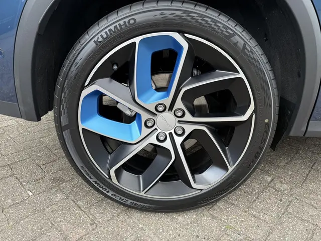 Lynk & Co 01 1.5 2025 Hybride Benzine 2