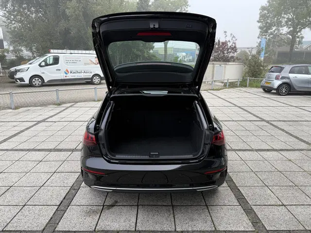 Audi A3 Sportback 30 TFSI Aut. Advanced ed. 2021 Benzine 15