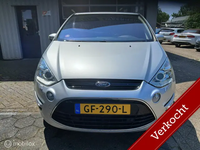 Ford S-Max 2
