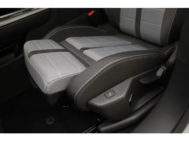Opel Grandland 1.2 Turbo Hybrid GS 2025 Hybride Benzine 17