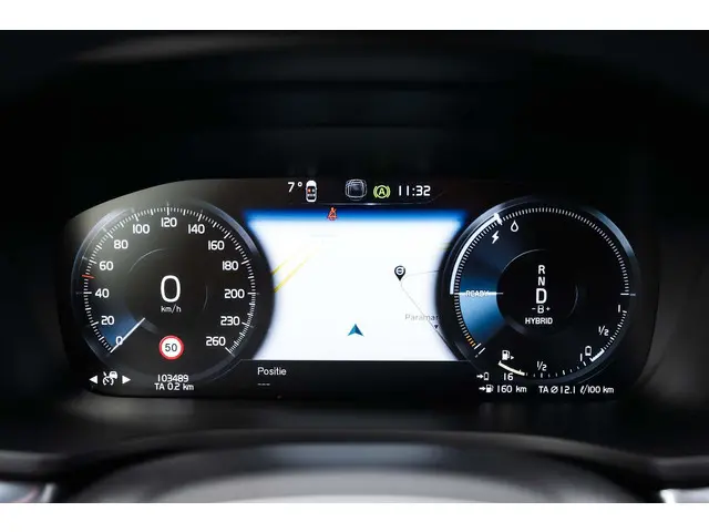 Volvo V60 T6 Recharge AWD R-Design 2022 Hybride Benzine 26