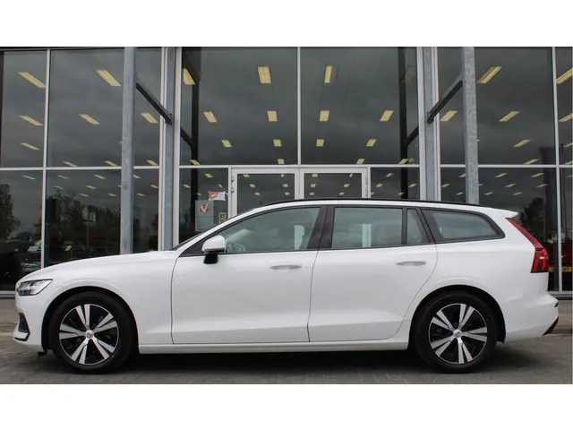 Volvo V60 3