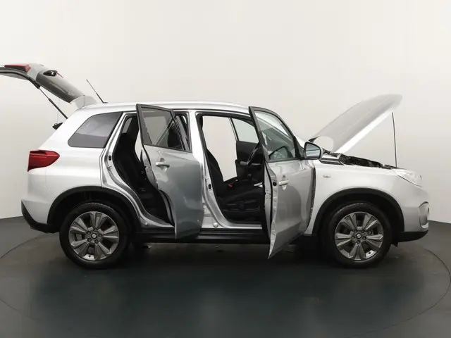Suzuki Vitara 1.0 Boosterjet Select 2019 Benzine 22
