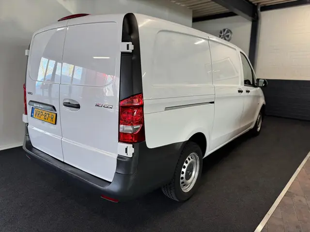 Mercedes-Benz Vito 110 CDI Lang / 3pers 2020 Diesel 18