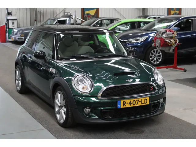 MINI Cooper S Mini 1.6 Chili Automaat 2013 Benzine 2