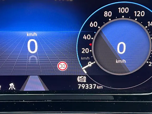 Volkswagen Golf 1.4 eHybrid Style 2021 Hybride Benzine 22