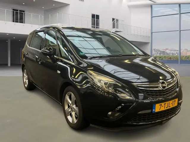 Opel Zafira Tourer 1.4 Business+ 2014 Benzine 2
