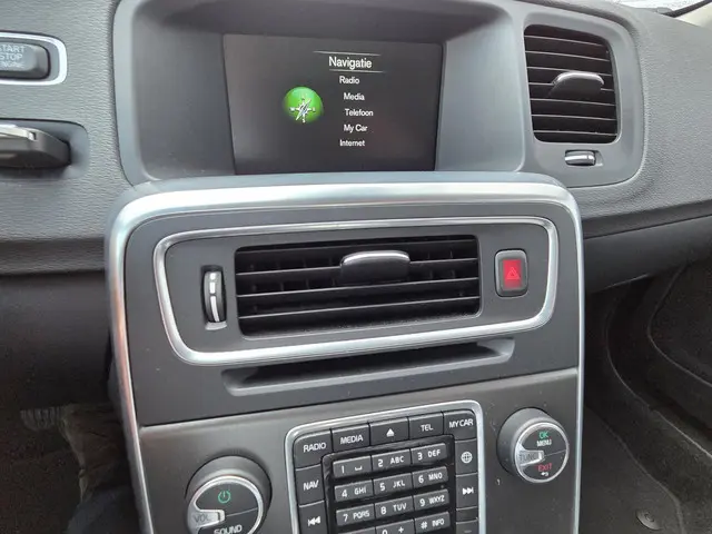 Volvo V60 T3 150 pk Momentum Automaat 2014 Benzine 8