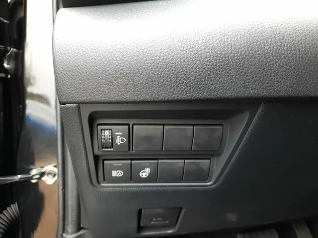 Mazda 2 Hybrid 1.5 Select 2022 Hybride Benzine 15