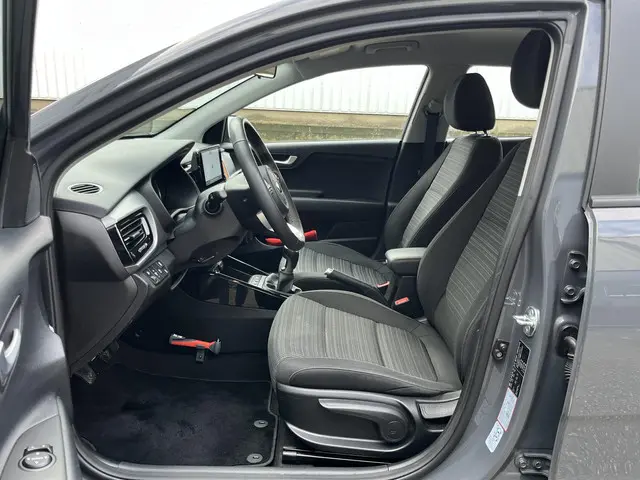 Kia Stonic 1.0 T-GDi MHEV DynamicLine 2021 Benzine 13