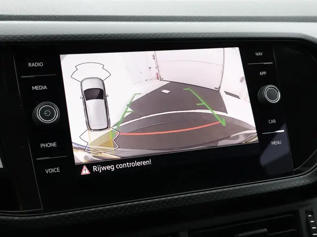 Volkswagen T-Cross 1.0 TSI 110pk DSG Style 2023 Benzine 27