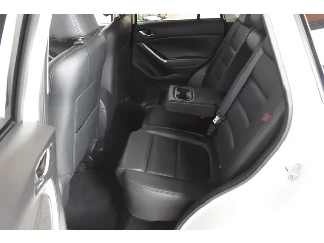 Mazda CX-5 2.0 160pk AWD GT-M 2016 Benzine 32
