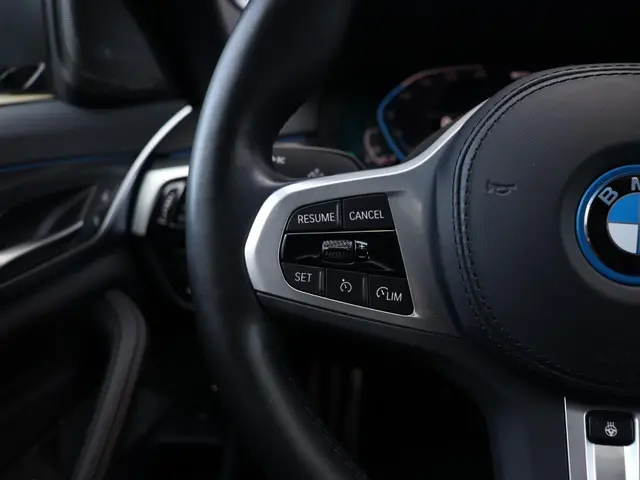 BMW 5 Serie Sedan 530e 2023 Hybride Benzine 22