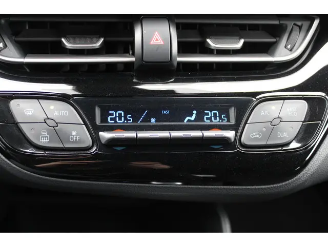 Toyota C-HR 1.8 Hybrid Active 2018 Hybride Benzine 19