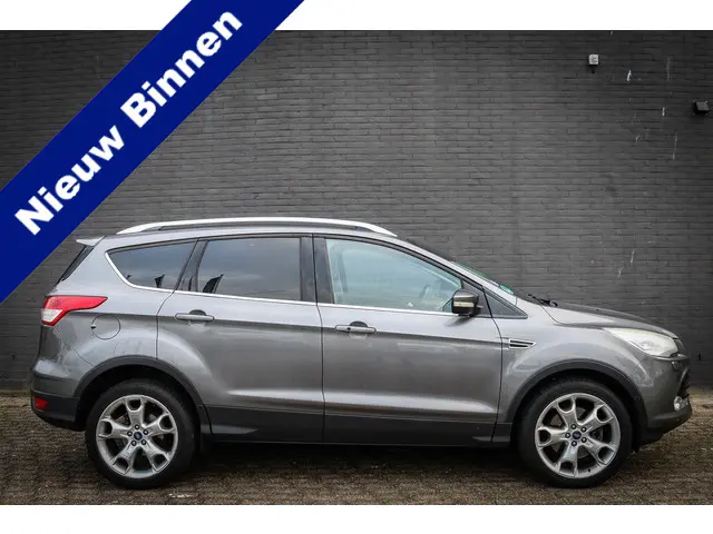 Ford Kuga 1.6 Titanium 4WD 2013 Benzine