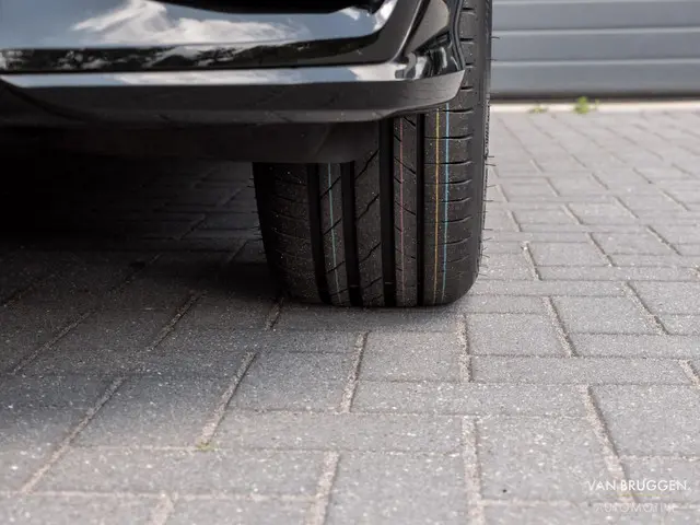 Audi Q3 45 TFSI E S-Line 2022 Hybride Benzine 8