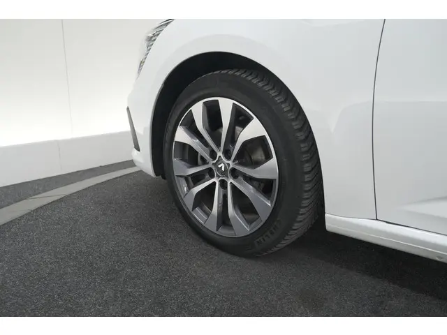 Renault Mégane Estate TCe 140 EDC Techno 2023 Benzine 20