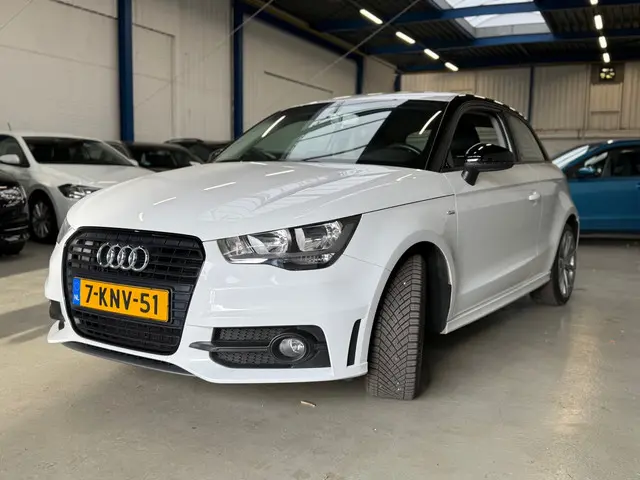 Audi A1 1.2 TFSI Admired 2013 Benzine 4