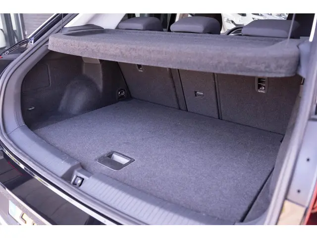 Volkswagen T-Roc 1.0 TSI Life 2023 Benzine 11