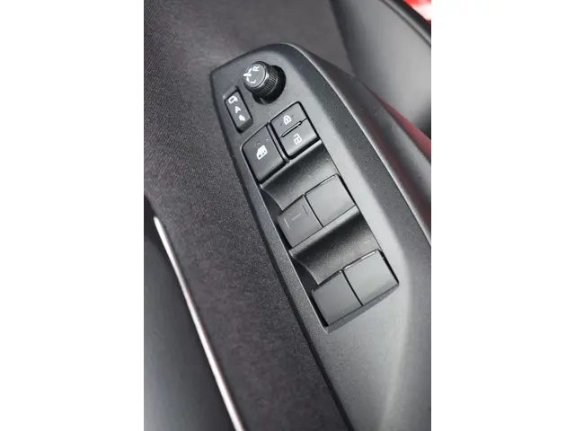 Toyota Yaris 1.5 Hybrid Executive 2022 Hybride Benzine 26