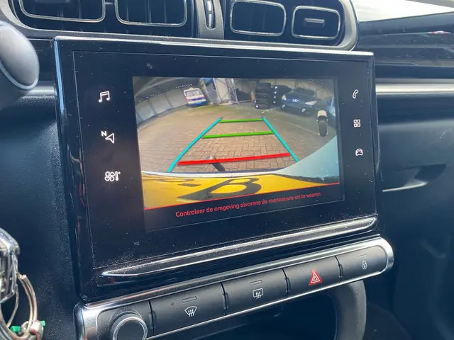 Citroën C3 1.2 PureTech Shine 2017 Benzine 16