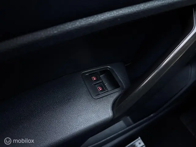 Volkswagen Caddy Bestel TSI L2H1 BMT Maxi 2018 Benzine 32