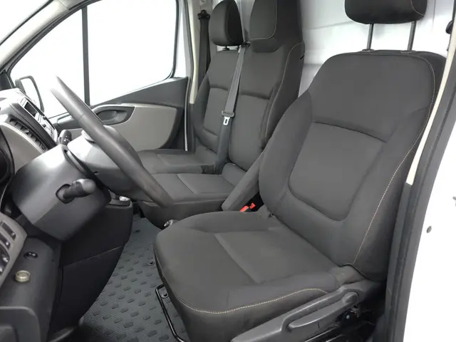 Renault Trafic 1.6 dCi Euro 6 T29 L2 Luxe- 2017 Diesel 18
