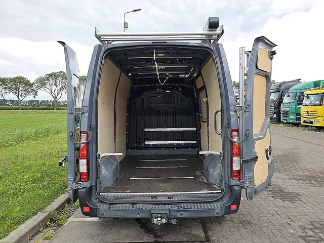 Renault Master 2.3 2020 Diesel 16