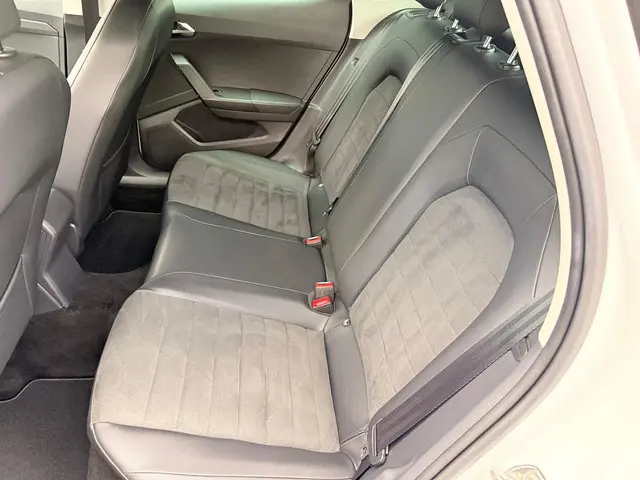 SEAT Arona 1.0 TSI Style Limited Edition 2020 Benzine 12