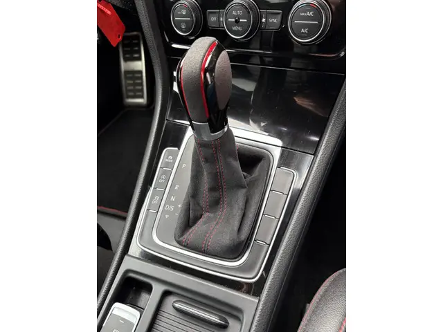 Volkswagen Golf 2.0 TSI GTI Clubsport 2016 Benzine 13