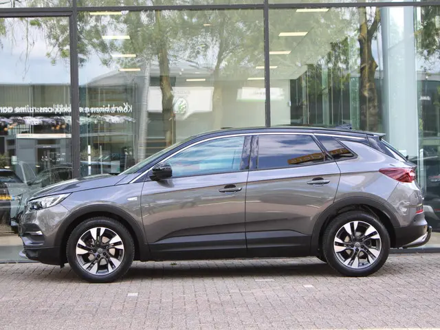 Opel Grandland X 1.2 Turbo Innovation 2019 Benzine 12