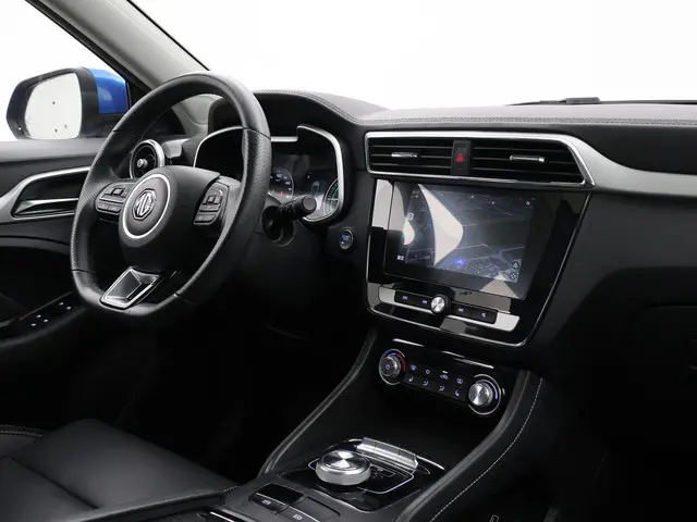 MG ZS-EV MG 45 kWh LUXURY + PANORAMA / LEDER 2019 Elektrisch 4