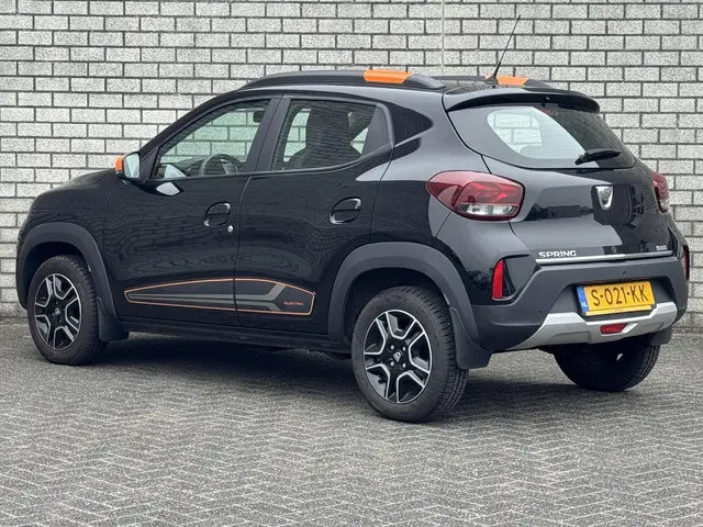 Dacia Spring Comfort Plus 27 kWh 2023 Elektrisch 6