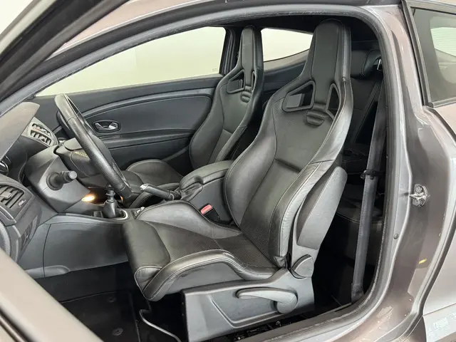 Renault Mégane Coupé 2.0 Turbo 250 RS 2012 Benzine 7