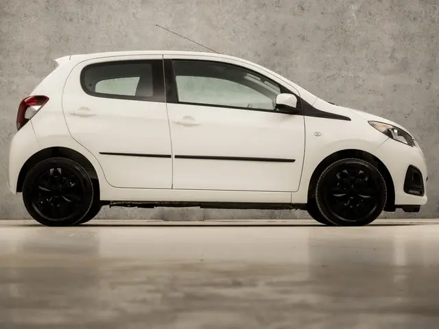 Peugeot 108 1.0 e-VTi Sport 2017 Benzine 4