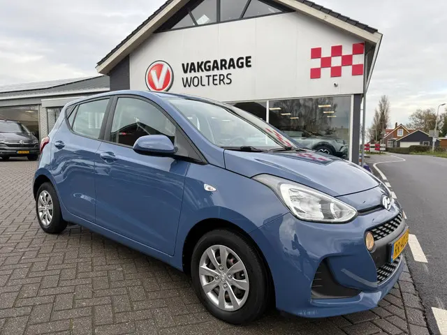Hyundai i10 1.0i Comfort RIJKLAARPRIJS! 2018 Benzine 2