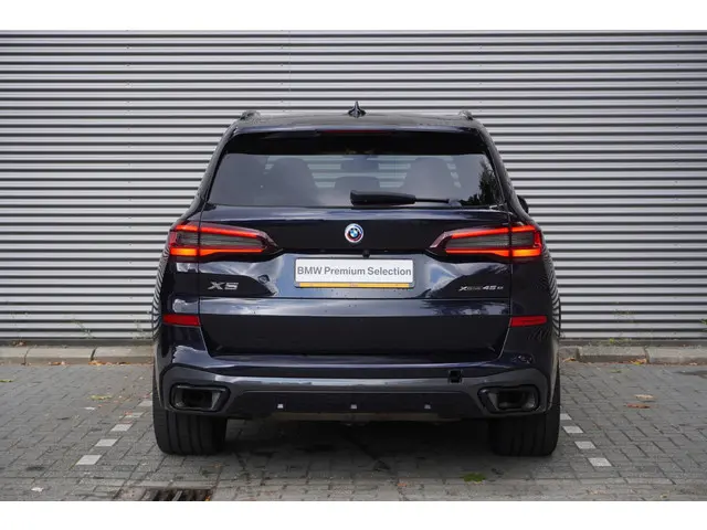 BMW X5 xDrive45e 2023 Hybride Benzine 5