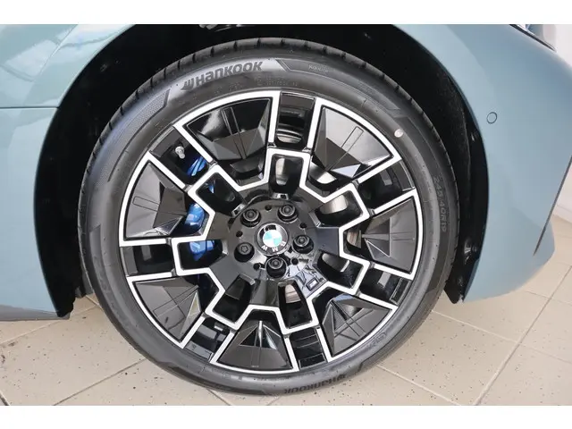 BMW i4 eDrive35 2025 Elektrisch 6
