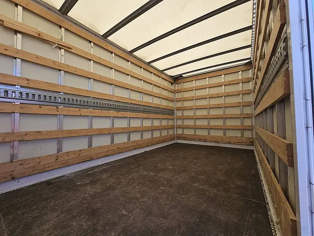 Volkswagen Crafter 35 2.0 2023 Diesel 11