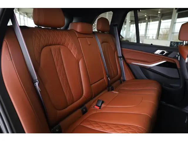 BMW X5 xDrive50e 2023 Hybride Benzine 9