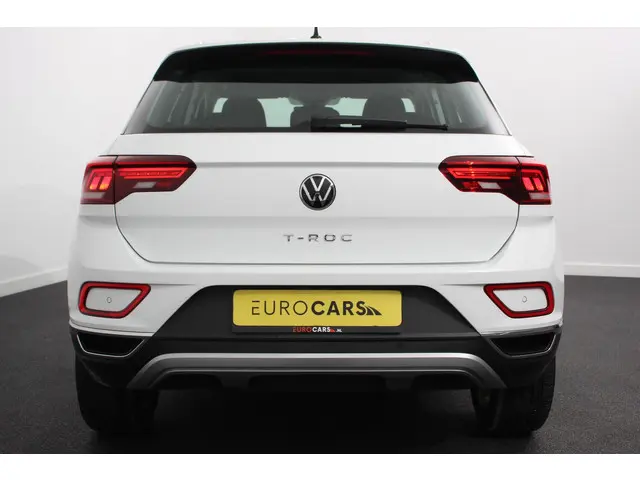 Volkswagen T-Roc 1.5 TSI 150pk DSG Style 2023 Benzine 3