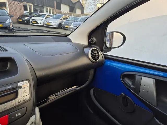 Peugeot 107 1.0 Access Accent Airco 2013 Benzine 15