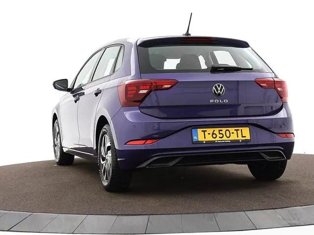 Volkswagen Polo 1.0 TSI 95pk Life 2023 Benzine 25