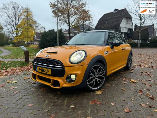 MINI Cooper S Mini 2.0 | JCW | Pano | Sport | Led 2015 Benzine